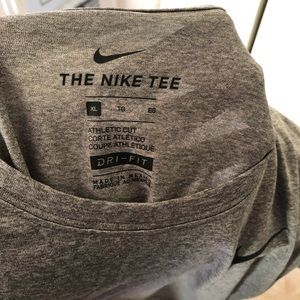 Dri fit Nike tee